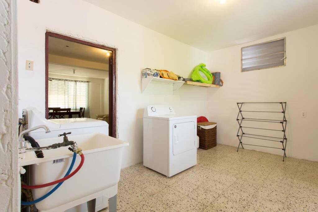 Chill Family And Friend Escape With Wrap Around Porch Appartement Rio Grande Buitenkant foto