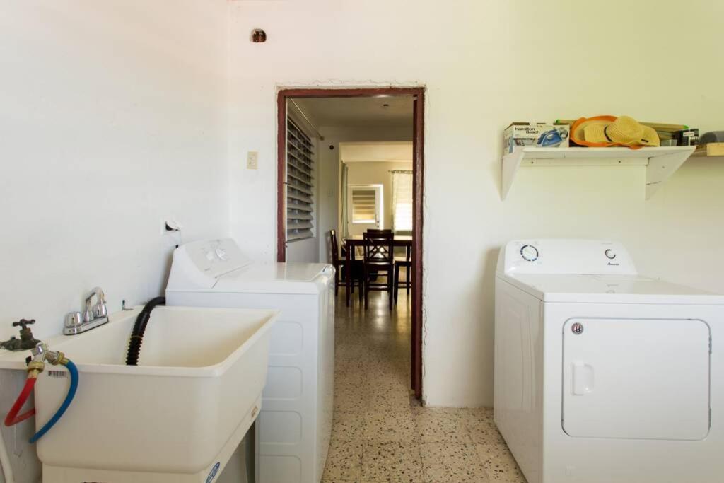 Chill Family And Friend Escape With Wrap Around Porch Appartement Rio Grande Buitenkant foto